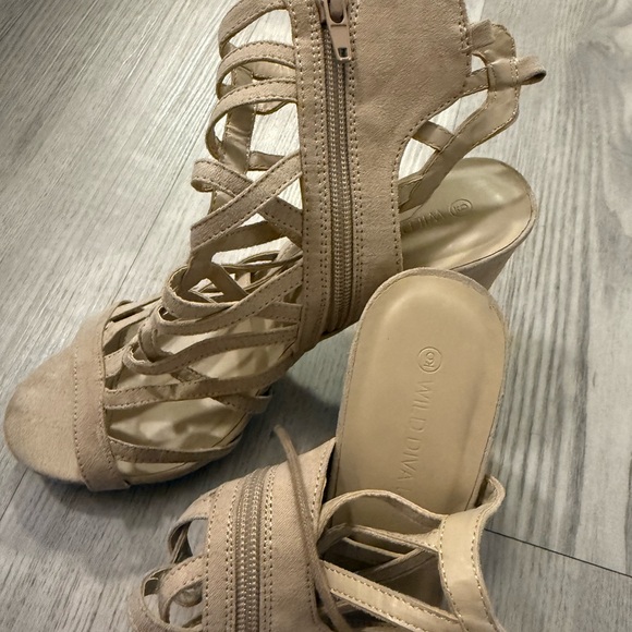 Tan Strappy Heels - Picture 4 of 4